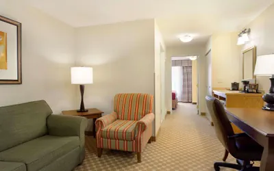 Photo 5 - Country Inn & Suites by Radisson, Nevada, MO