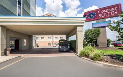Photo 2 - Comfort Suites at Woodbridge