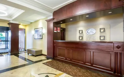 Photo 5 - Comfort Suites at Woodbridge