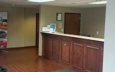 Photo 4 - Quality Inn & Suites Thomasville-High Point