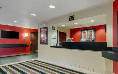 Photo 3 - Extended Stay America Select Suites - Atlanta - Alpharetta - Rock Mill Rd.