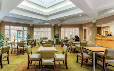 Photo 3 - La Quinta Inn & Suites by Wyndham Fremont / Silicon Valley