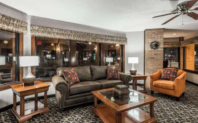 Photo 3 - Baymont by Wyndham Cambridge