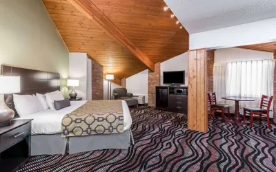 Photo 4 - Baymont by Wyndham Cambridge