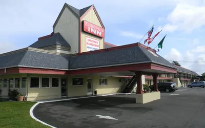 Photo 2 - Lakeview Inn Centralia