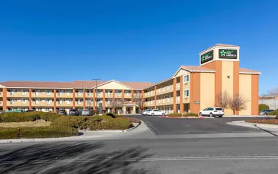 Photo 2 - Extended Stay America Suites Albuquerque Airport