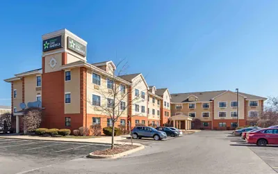 Photo 2 - Extended Stay America Suites Chicago Woodfield Mall