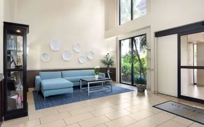 Photo 5 - La Quinta Inn & Suites by Wyndham Bonita Springs Naples N.