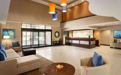 Photo 2 - Townhome Inn And Suites