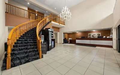 Photo 3 - Comfort Suites Kansas City - Liberty