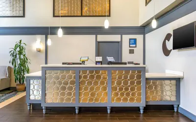 Photo 3 - Comfort Inn Federal Way - Seattle