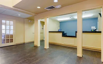 Photo 3 - Extended Stay America Suites Phoenix Airport Tempe