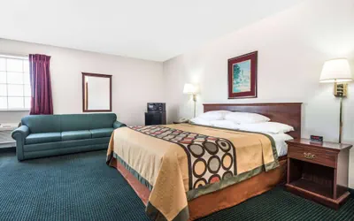 Photo 5 - Super 8 by Wyndham Platte City Kansas City Area Airport