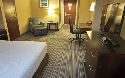 Photo 3 - Wingate by Wyndham Harrisburg Near Hershey