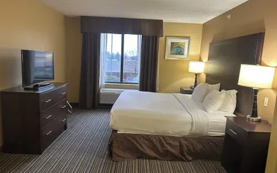 Photo 2 - Wingate by Wyndham Harrisburg Near Hershey