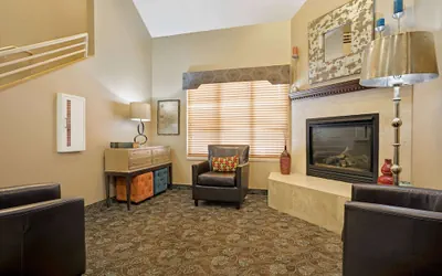 Photo 3 - Days Inn by Wyndham Eagan Minnesota Near Mall of America
