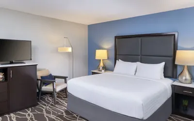 Photo 5 - The Pierpont Inn
