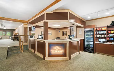 Photo 5 - Clarion Hotel & Suites Fairbanks near Ft. Wainwright