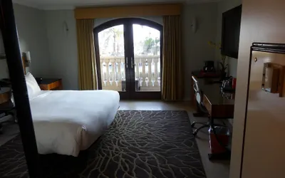 Photo 5 - Balboa Inn, On the Beach
