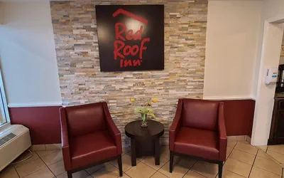 Photo 3 - Red Roof Inn Tifton