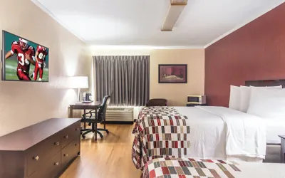 Photo 2 - Red Roof Inn Ashtabula - Austinburg