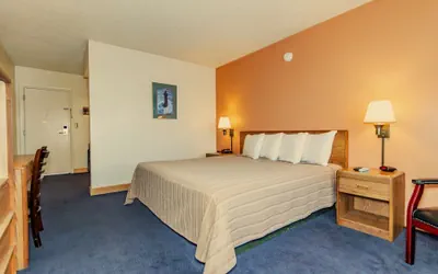 Photo 2 - Americas Best Value Inn Austinburg