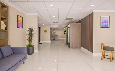 Photo 2 - B&B Hotel Miami Airport
