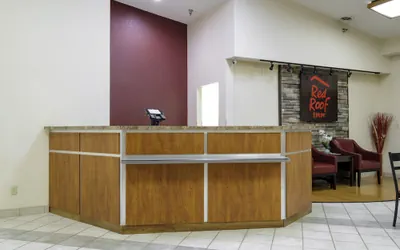 Photo 4 - Holton Inn and Suites