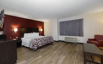 Photo 5 - Holton Inn and Suites