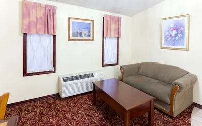 Photo 5 - Knights Inn Tucker