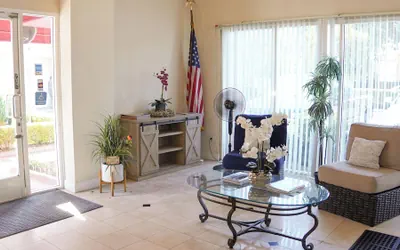 Photo 4 - Country Inn
