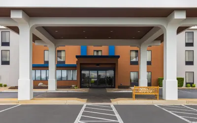 Hampton Inn Staunton