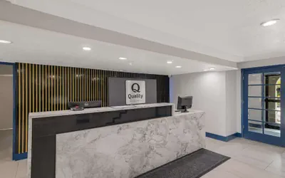 Photo 3 - Quality Inn & Suites Altamonte Springs Orlando-North