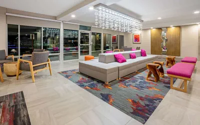 Photo 4 - La Quinta Inn & Suites by Wyndham Seattle Federal Way