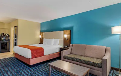 Photo 2 - Best Western Plus North Shore Hotel