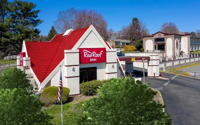 Photo 2 - Red Roof Inn Warrenton