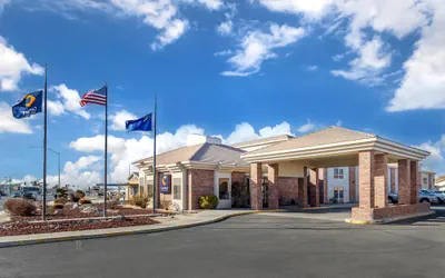 Photo 2 - Comfort Inn & Suites Near Fallon Naval Air Station