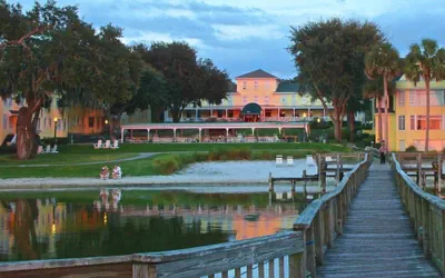 Photo 2 - Lakeside Inn