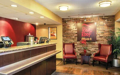 Photo 3 - Red Roof Inn PLUS+ Atlanta - Buckhead