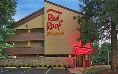Photo 2 - Red Roof Inn PLUS+ Atlanta - Buckhead