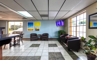 Photo 4 - Executive Inn & Suites