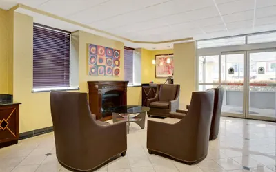 Photo 3 - Days Inn by Wyndham Silver Spring