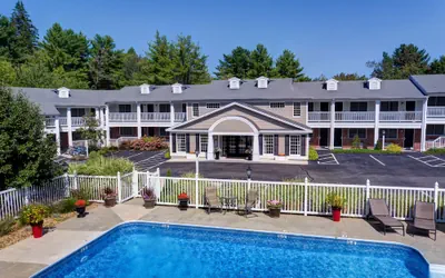 Photo 2 - Port Inn & Suites Kennebunk, an Ascend Collection Hotel