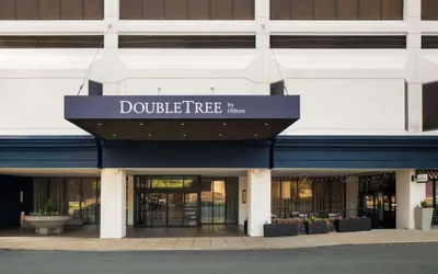 Photo 2 - DoubleTree by Hilton Hartford Downtown