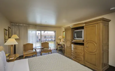 Photo 5 - Days Inn by Wyndham Modesto