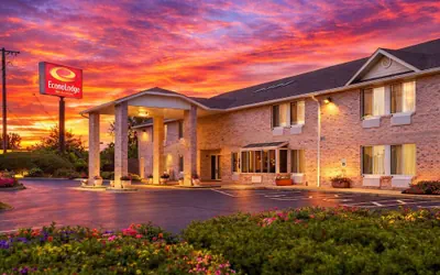 Photo 2 - Econo Lodge Inn & Suites Fairview Heights - St. Louis