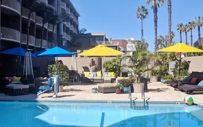 Photo 2 - Inn By The Sea La Jolla