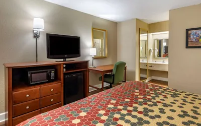 Photo 5 - Econo Lodge Cordele