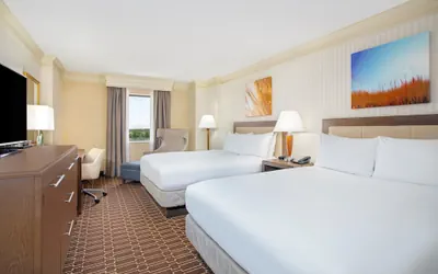 Photo 3 - Hilton Jackson