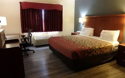 Photo 5 - Econo Lodge Gallup West